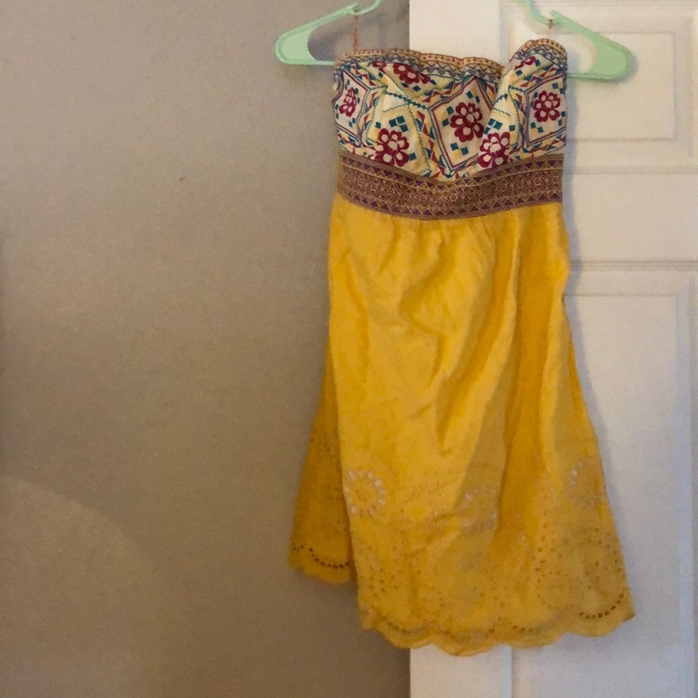 Strapless dress